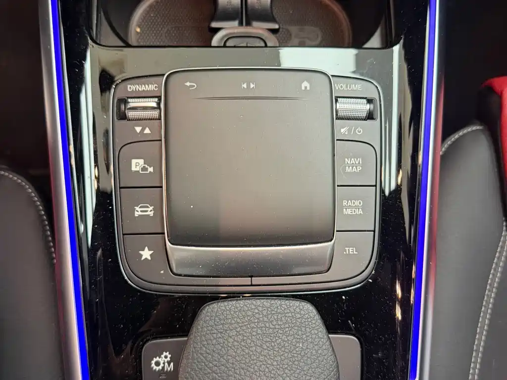Mercedes-Benz GLB AMG — фото 17