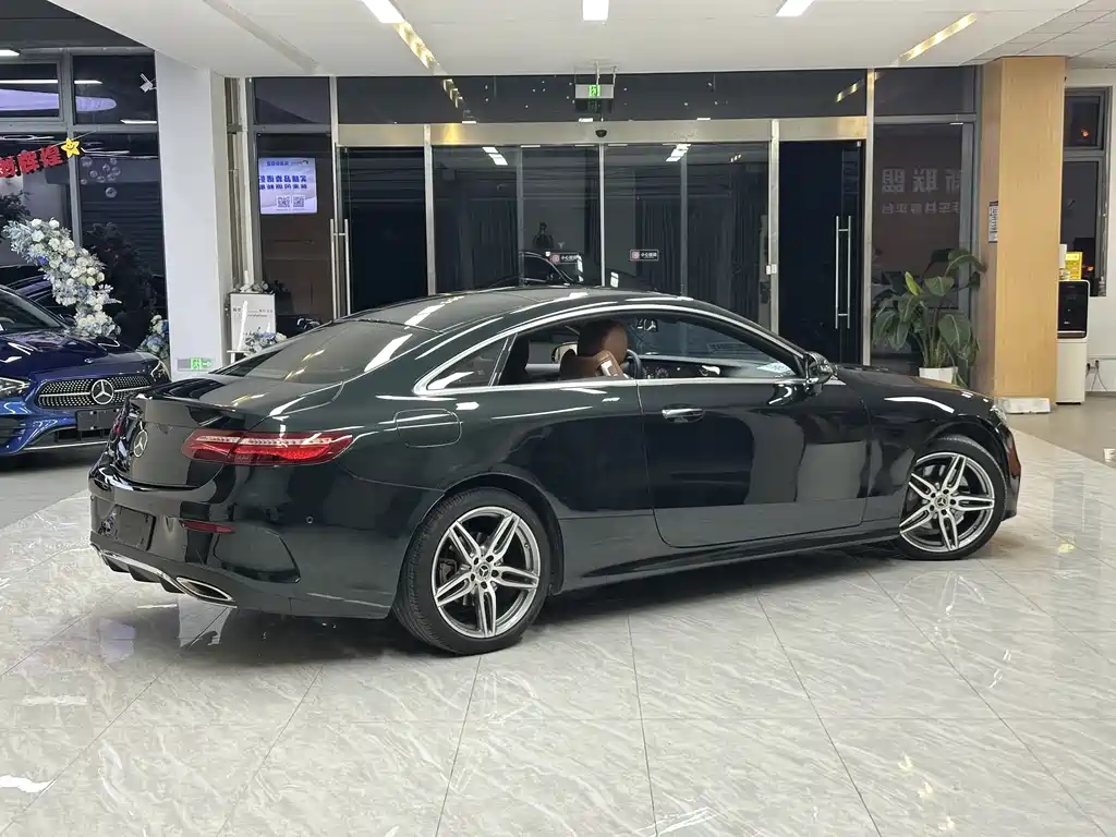 Mercedes-Benz E-Class (Import) — фото 9