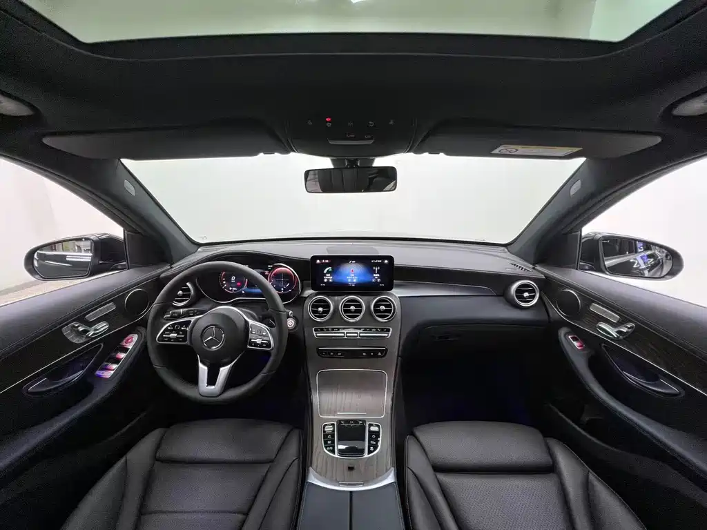 Mercedes-Benz GLC — фото 11