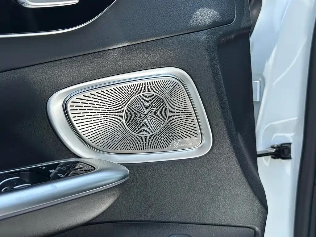 Mercedes-Benz C-Class — фото 14