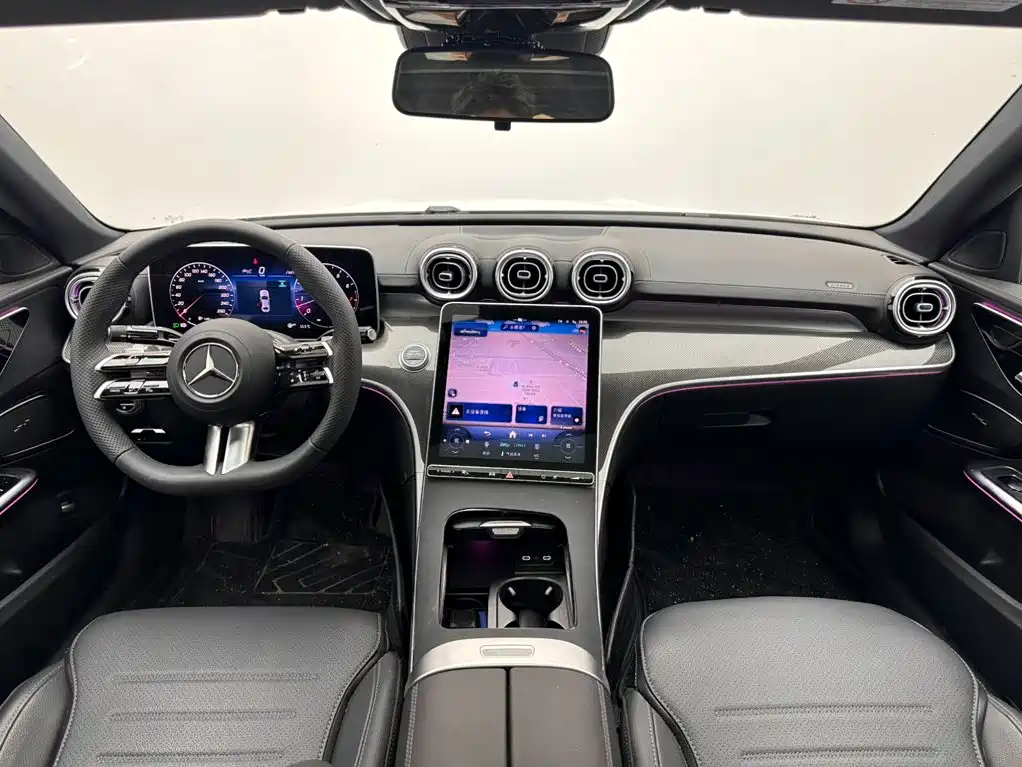 Mercedes-Benz C-Class — фото 10