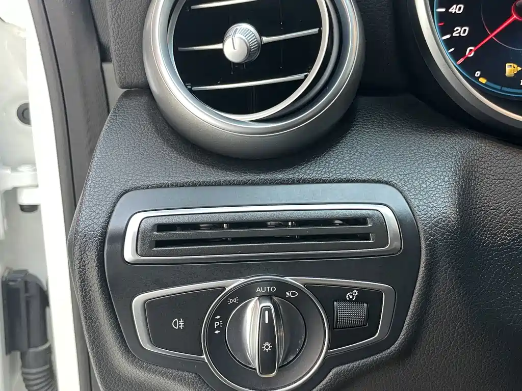 Mercedes-Benz C-Class (Import) — фото 9