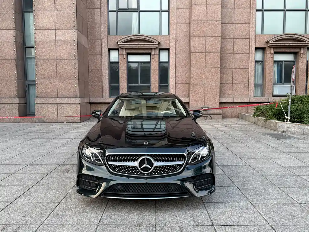 Mercedes-Benz E-Class (Import) — фото 2