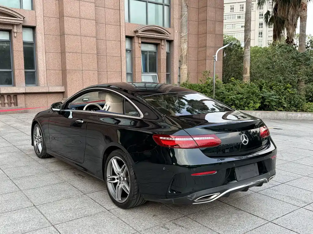 Mercedes-Benz E-Class (Import) — фото 29