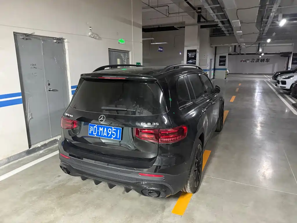Mercedes-Benz GLB AMG — фото 6