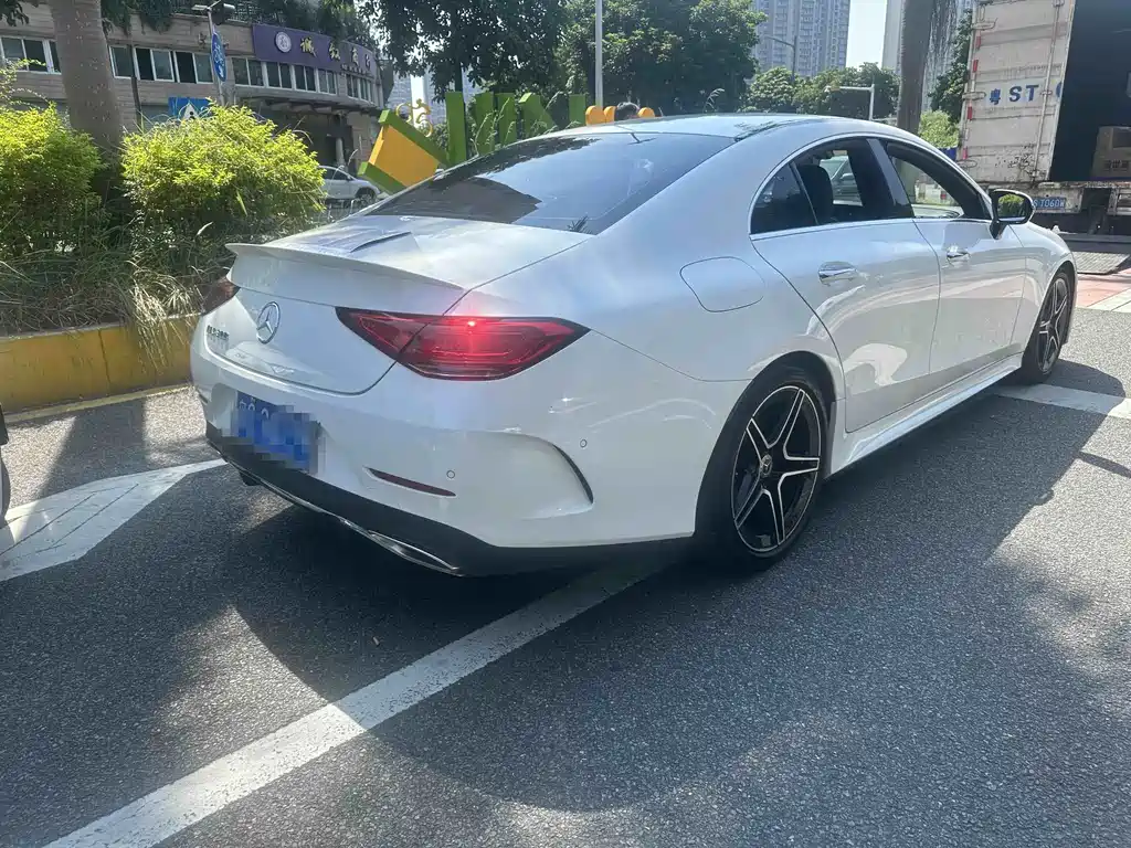 Mercedes-Benz CLS — фото 5