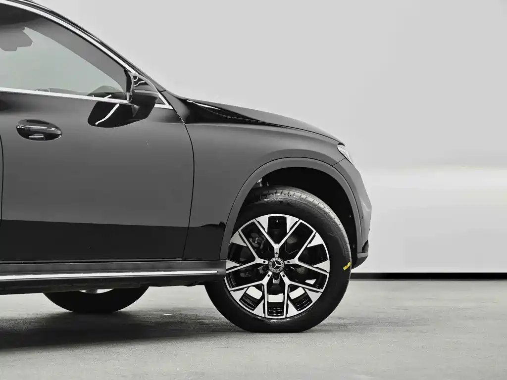 Mercedes-Benz GLC — фото 30