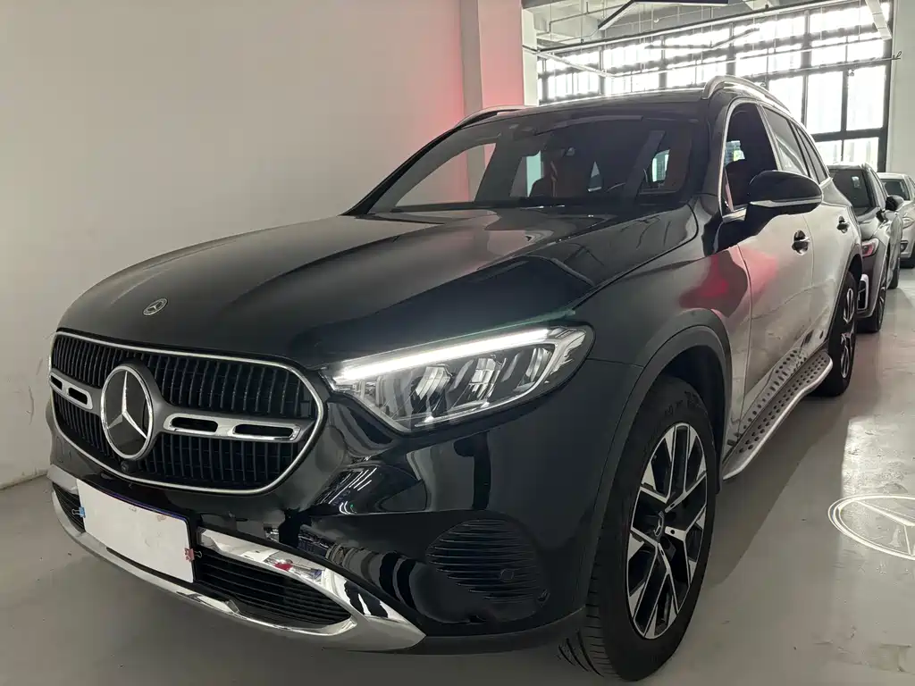 Mercedes-Benz GLC — фото 1