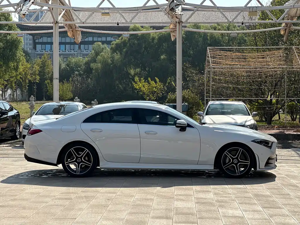 Mercedes-Benz CLS — фото 4