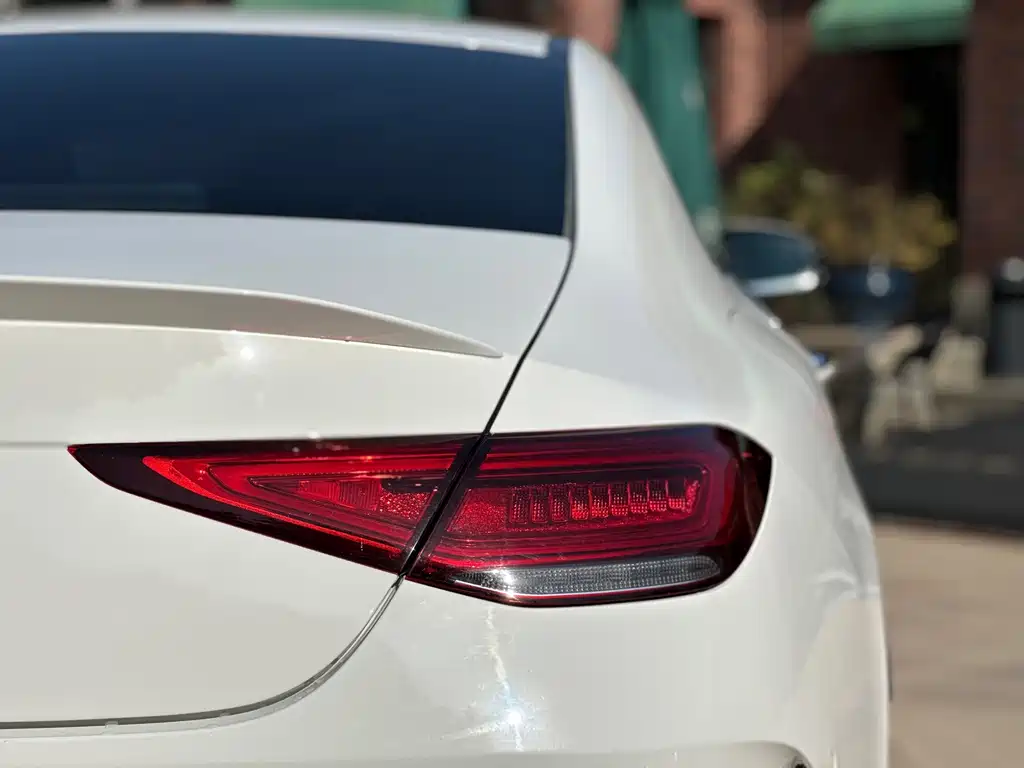 Mercedes-Benz CLS — фото 35