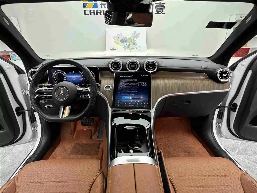 Mercedes-Benz GLC — фото 11