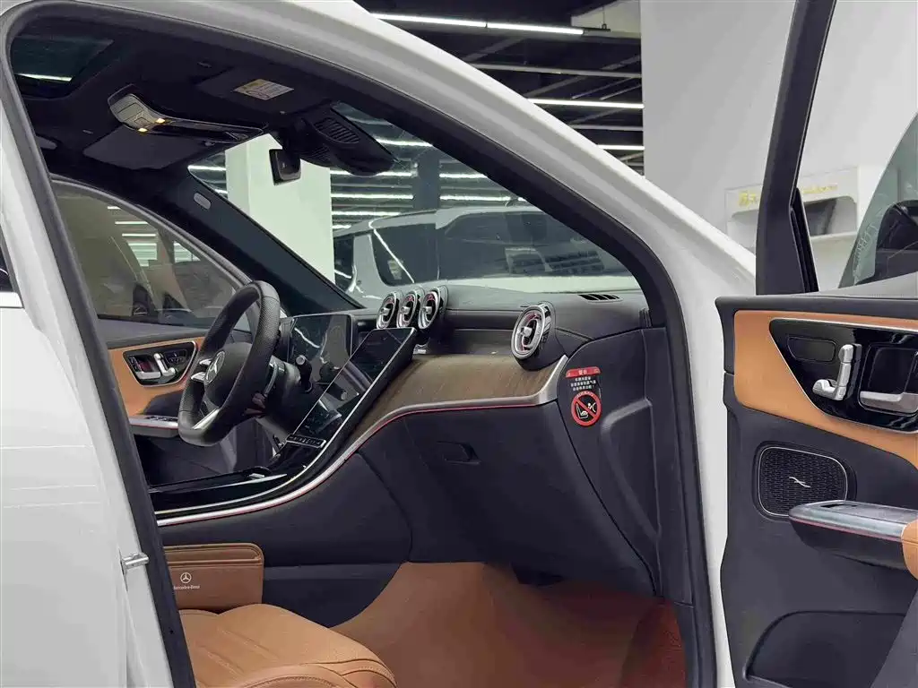 Mercedes-Benz GLC — фото 10