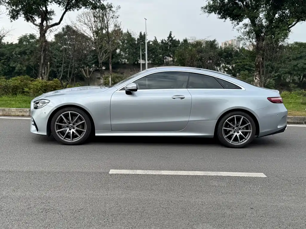 Mercedes-Benz E-Class (Import) — фото 3