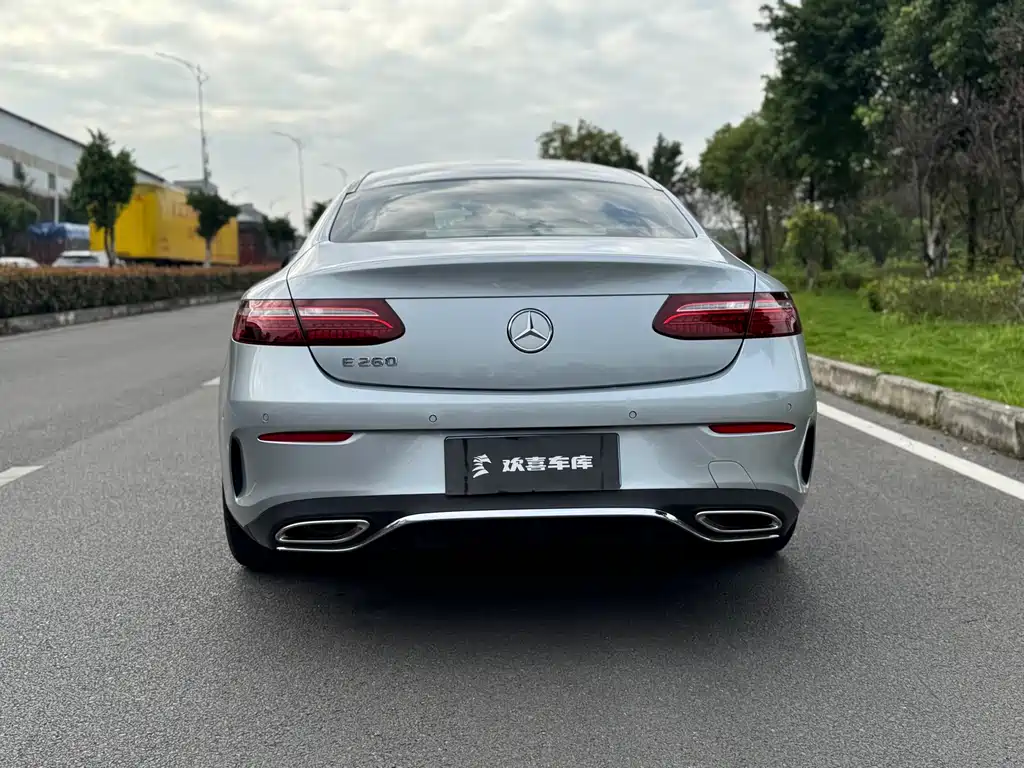 Mercedes-Benz E-Class (Import) — фото 6