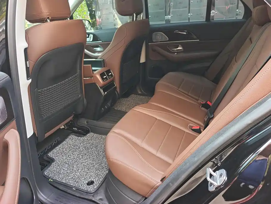 Mercedes-Benz GLE (Import) — фото 11