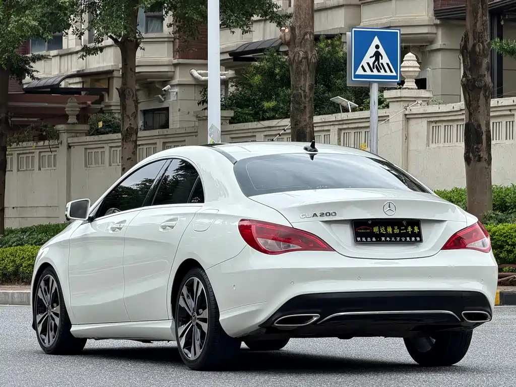 Mercedes-Benz CLA (Import) — фото 15