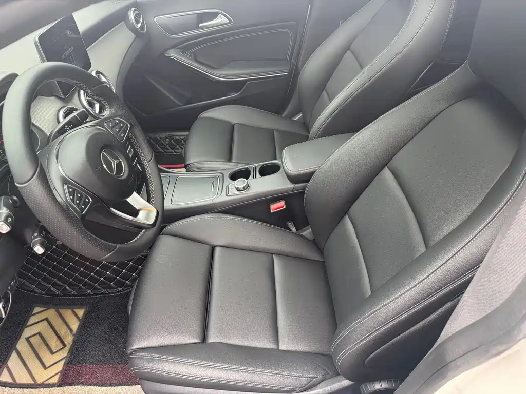 Mercedes-Benz CLA (Import) — фото 6