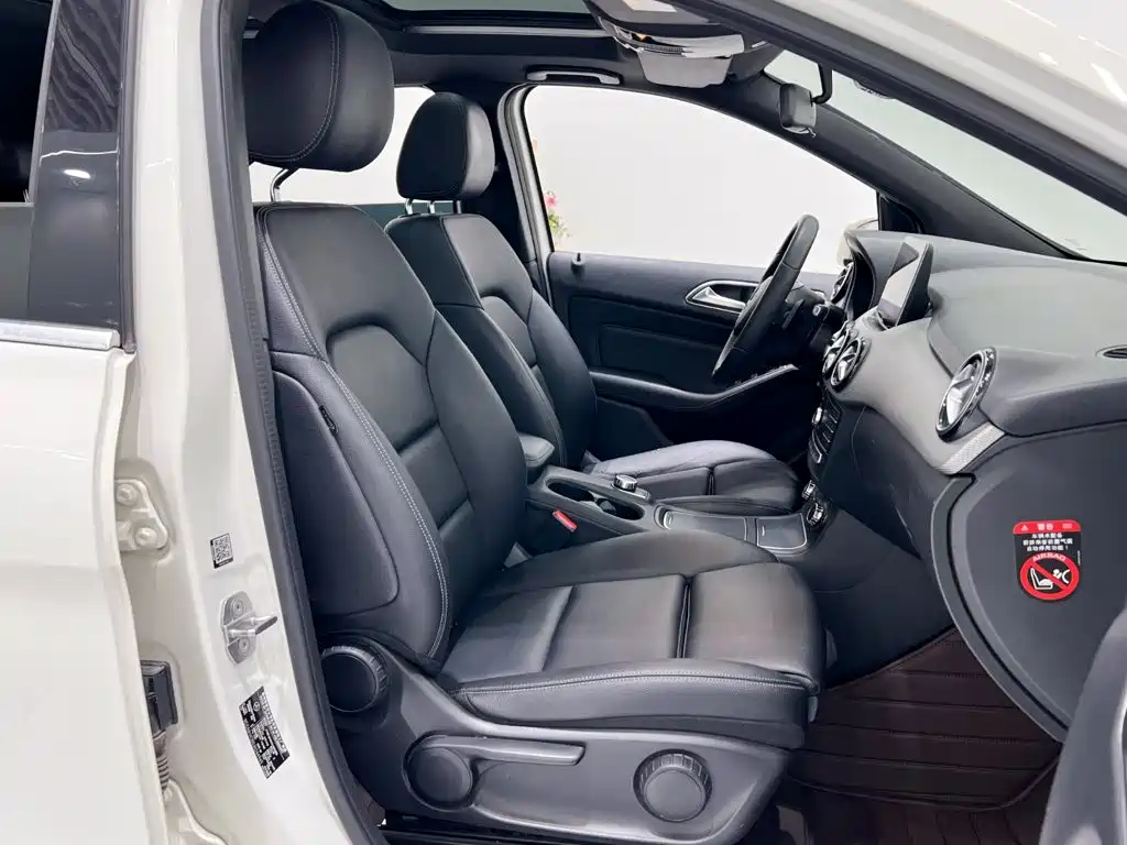 Mercedes-Benz B-Class — фото 10