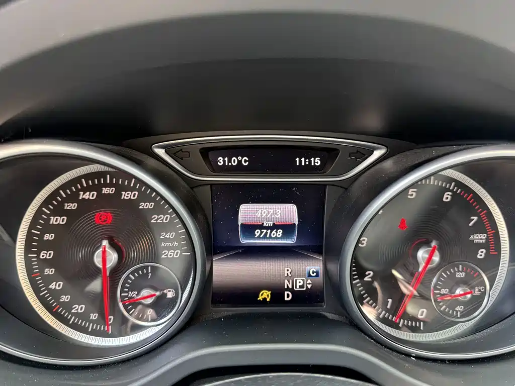Mercedes-Benz CLA (Import) — фото 24