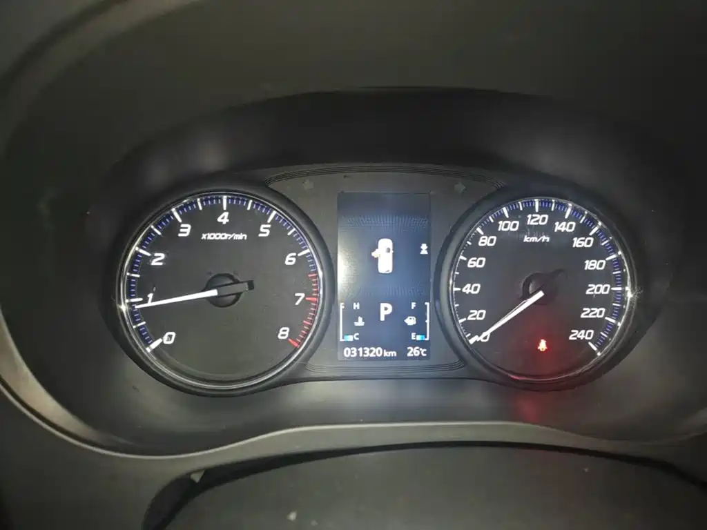 Mitsubishi Outlander — фото 11