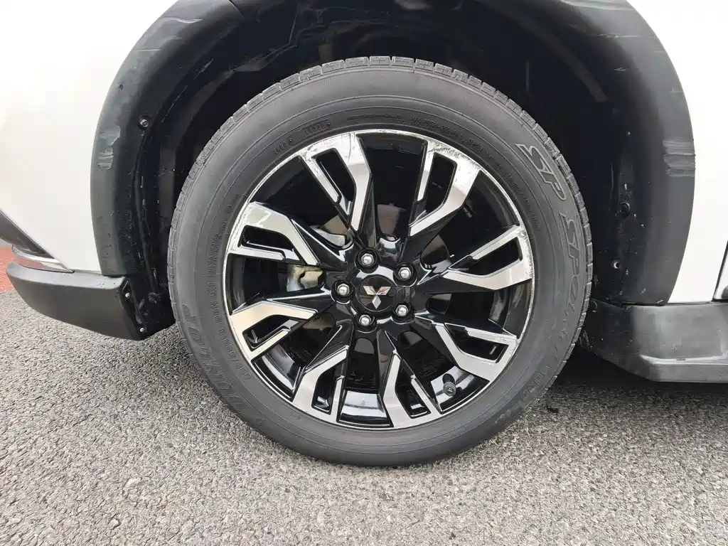 Mitsubishi Outlander — фото 15