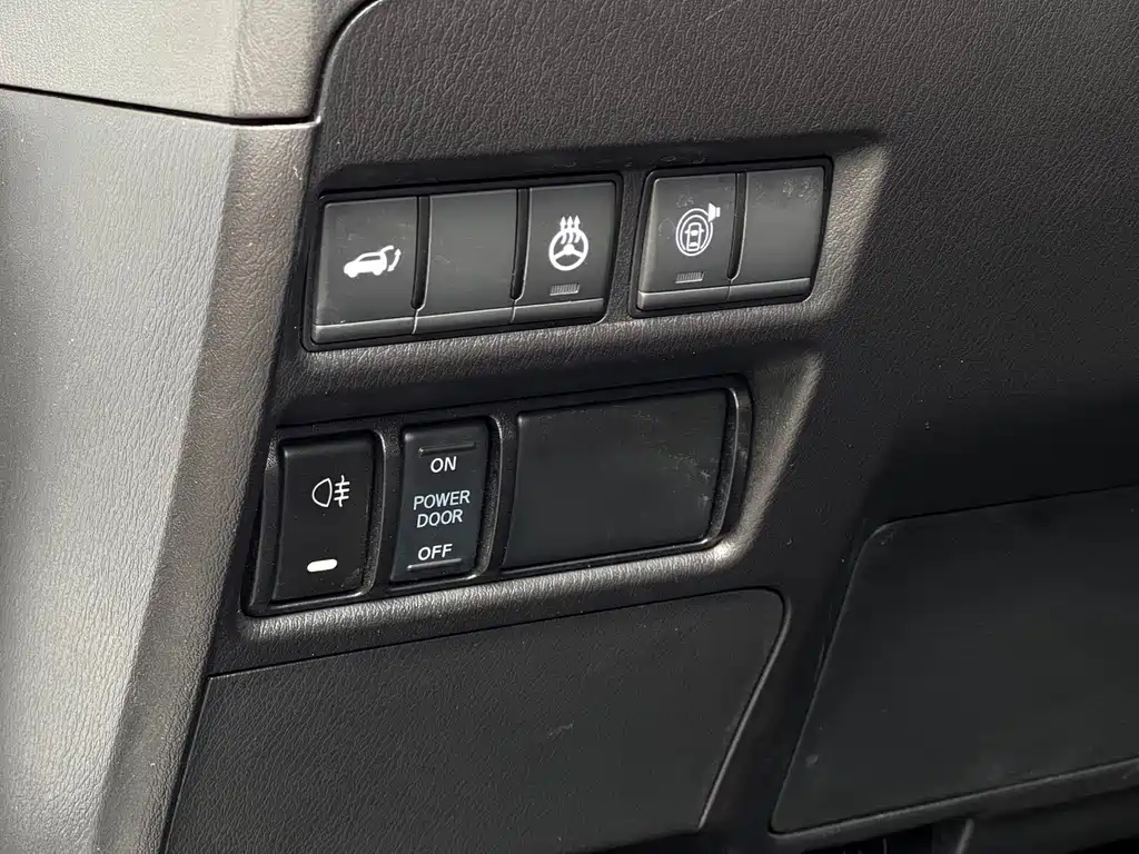 Nissan Patrol — фото 18