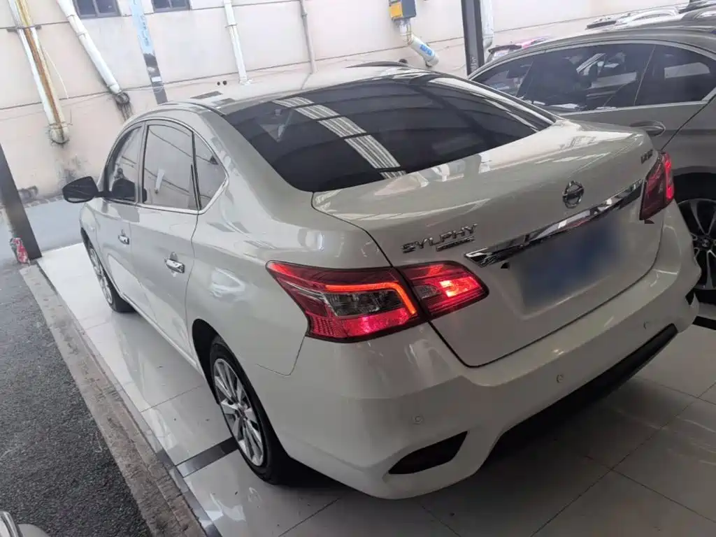 Nissan Sylphy — фото 4