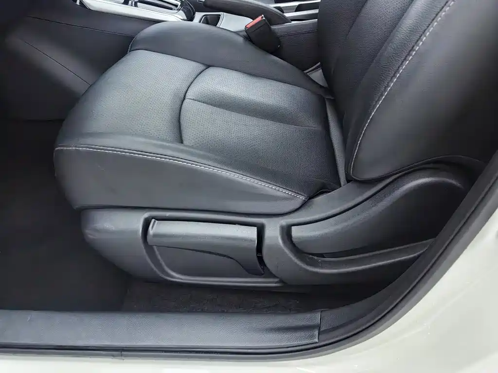 Nissan Sylphy — фото 20