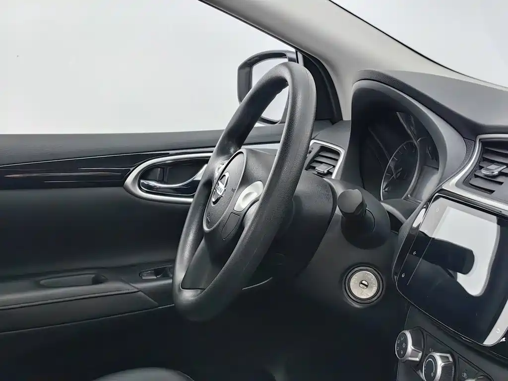Nissan Sylphy — фото 22
