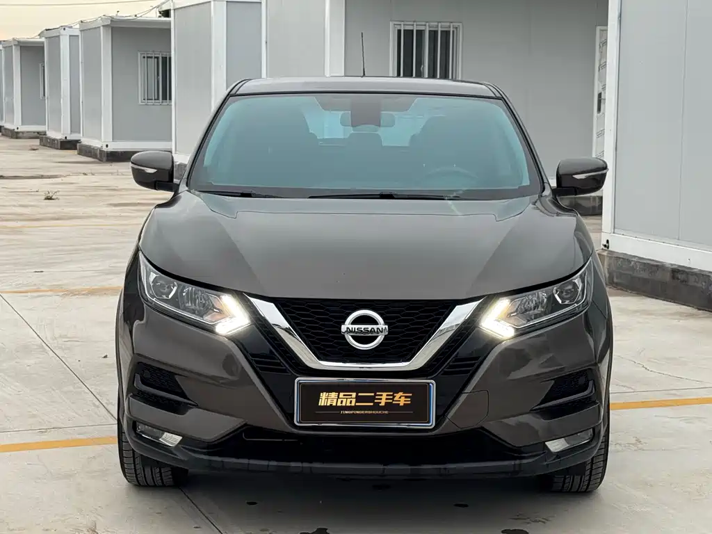 Nissan Qashqai — фото 2
