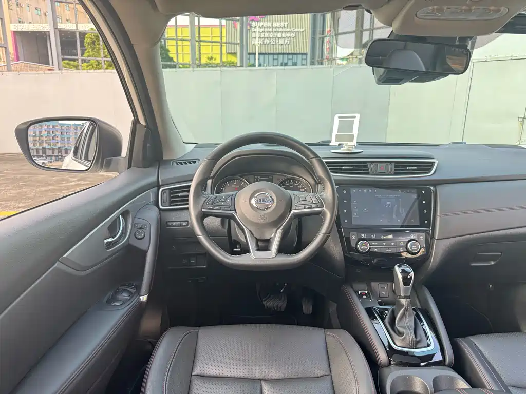 Nissan Qashqai — фото 5