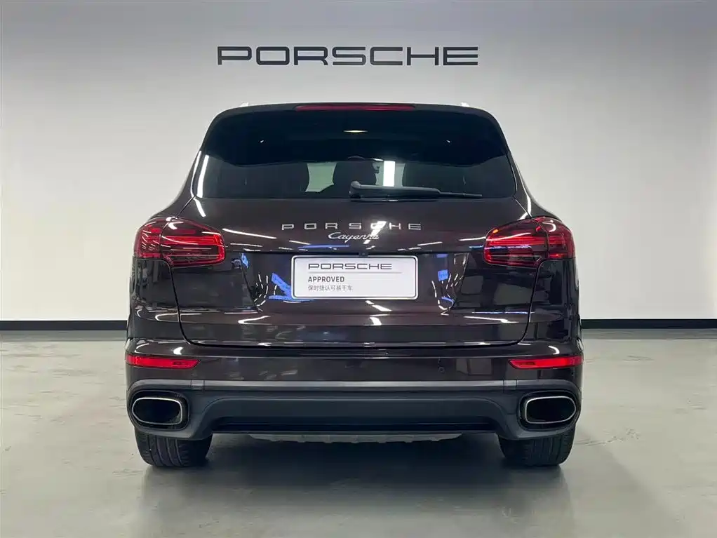 Porsche Cayenne — фото 5