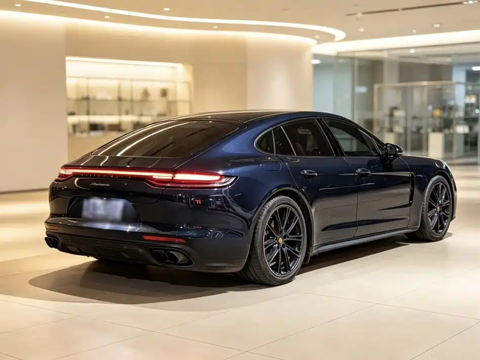 Porsche Panamera — фото 4