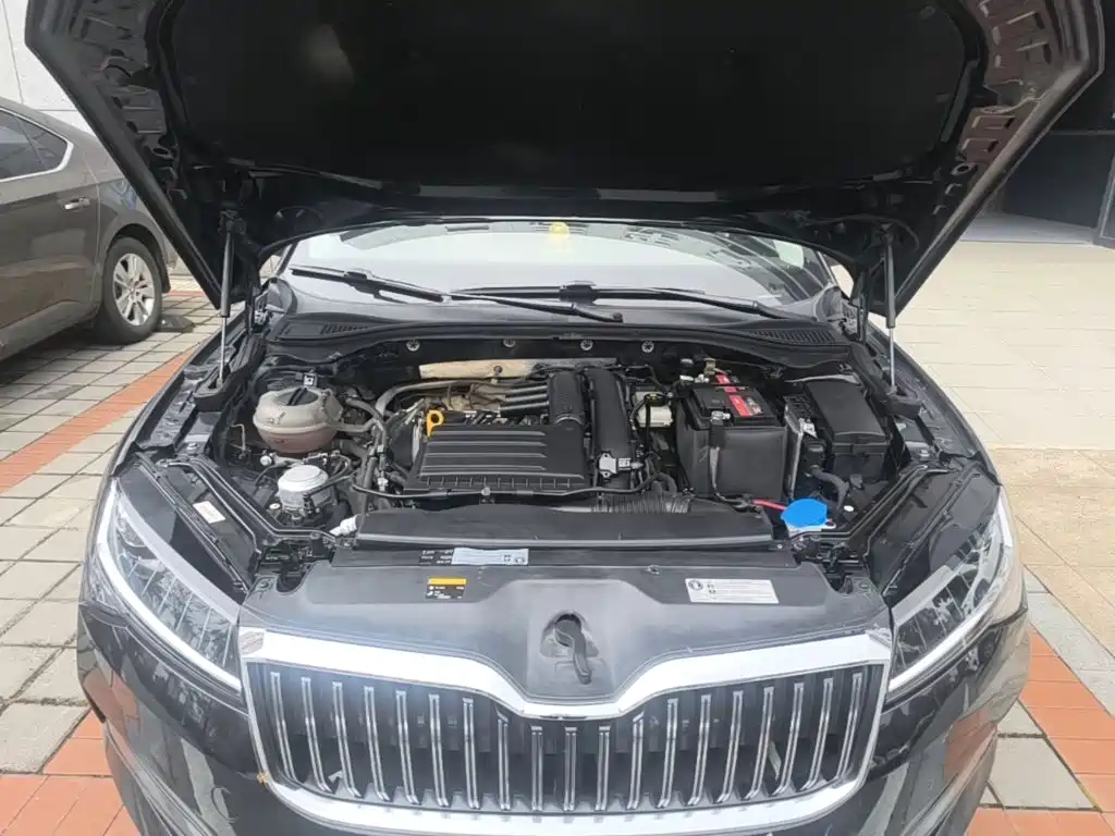Skoda Superb — фото 19