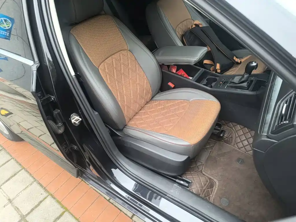 Skoda Superb — фото 24
