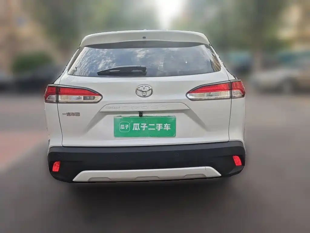 Toyota Corolla Cross — фото 3