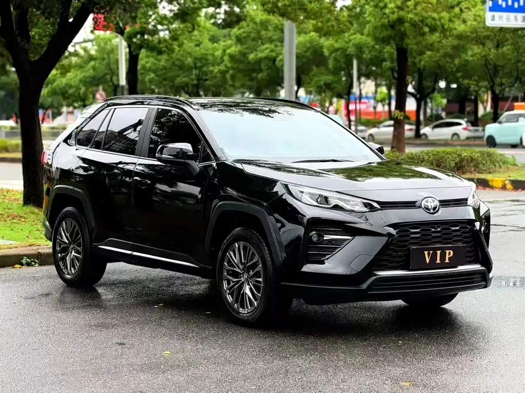 Toyota Wildlander — фото 3