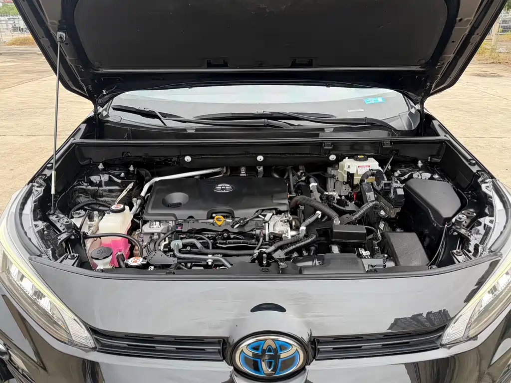 Toyota Wildlander — фото 20