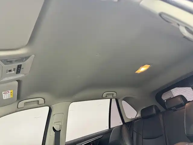 Toyota RAV4 — фото 10