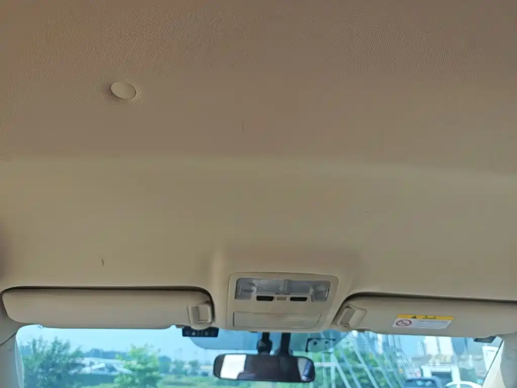 Toyota Highlander — фото 13