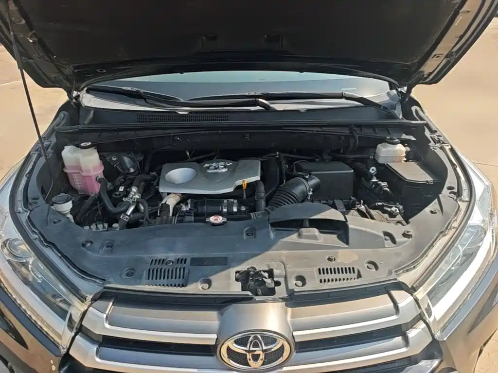 Toyota Highlander — фото 15