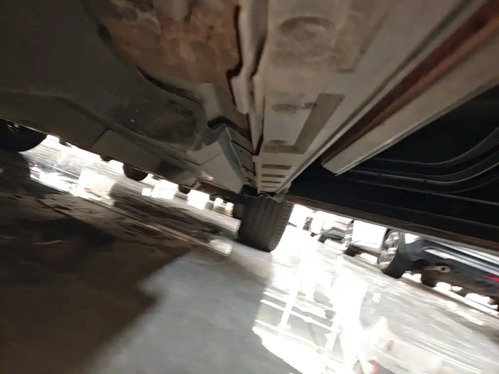 Toyota RAV4 — фото 18