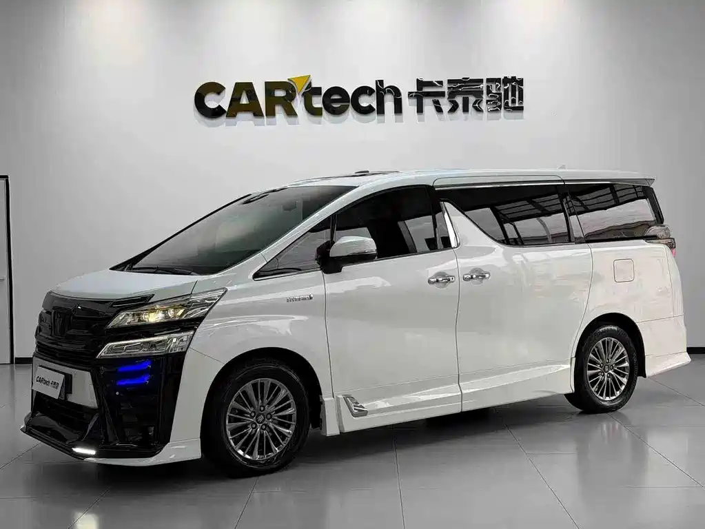 Toyota Vellfire — фото 2