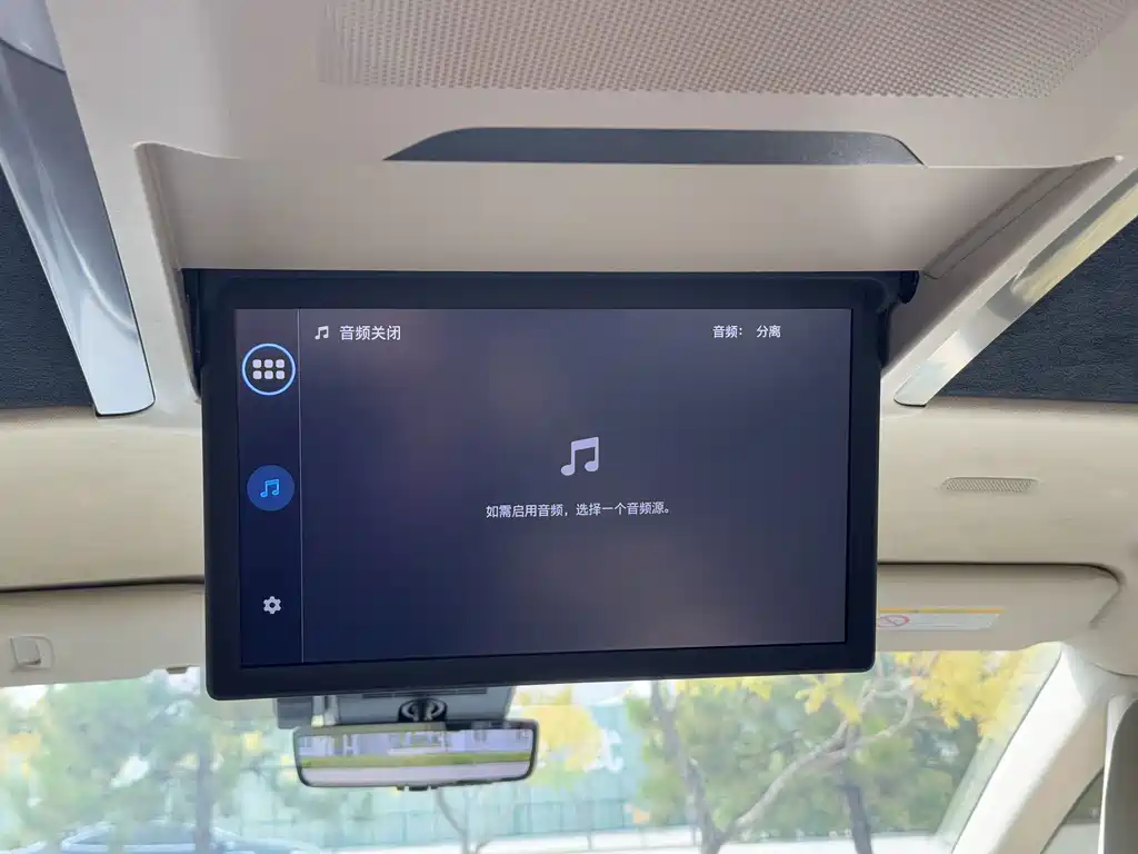 Toyota Vellfire — фото 19