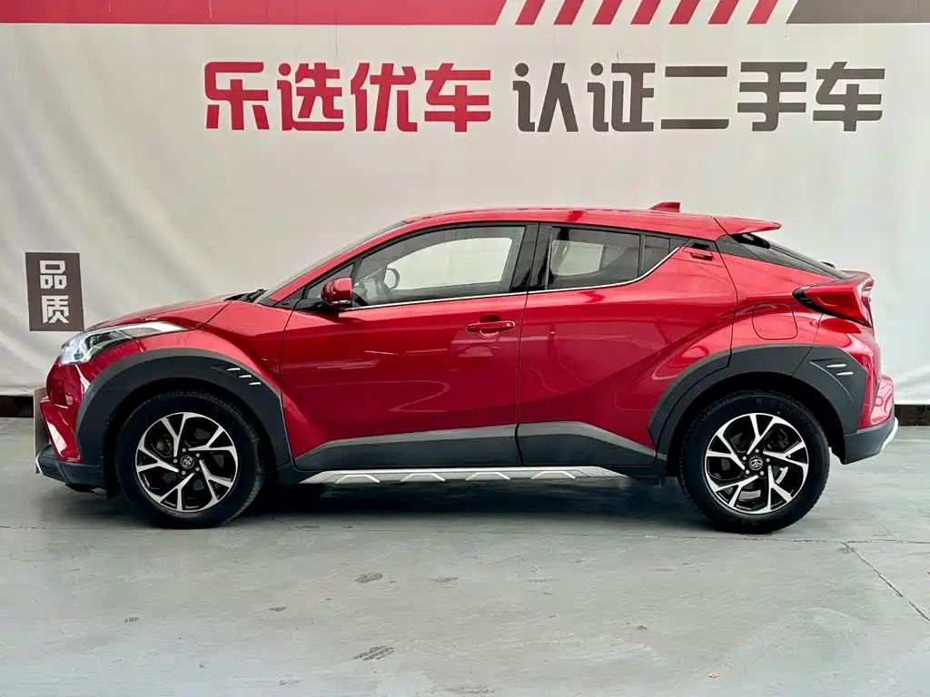 Toyota C-HR — фото 3