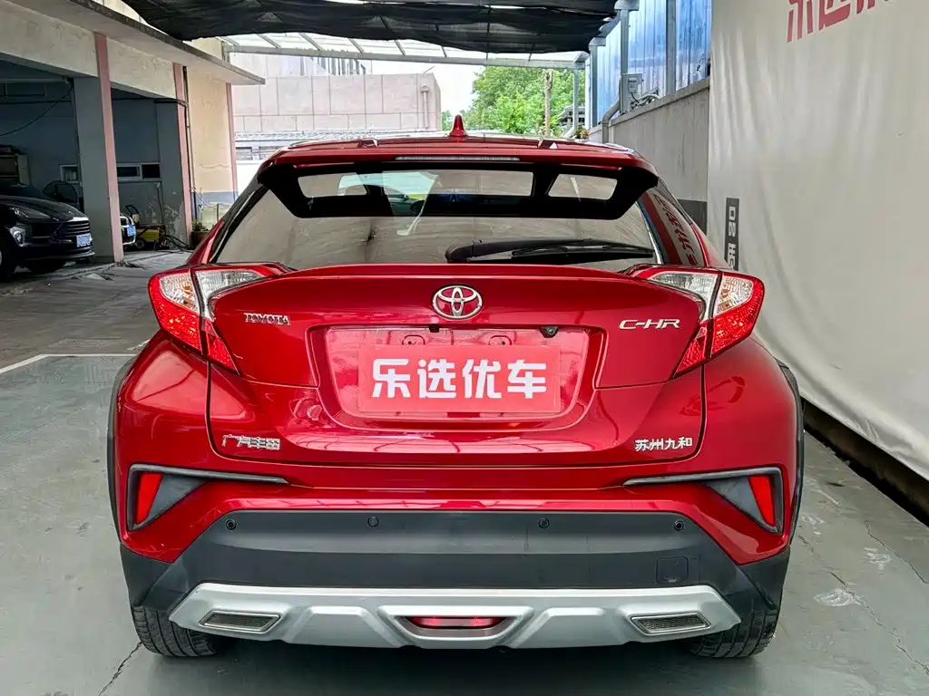 Toyota C-HR — фото 4