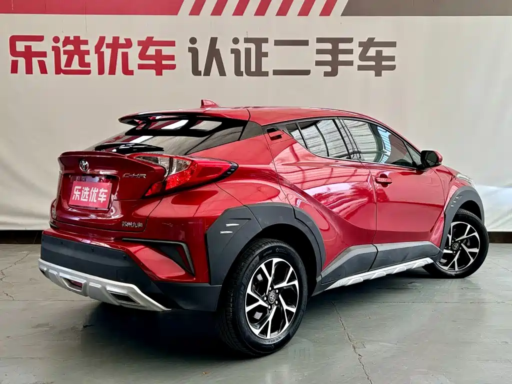 Toyota C-HR — фото 5