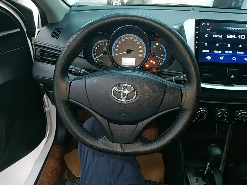 Toyota Vios FS — фото 10