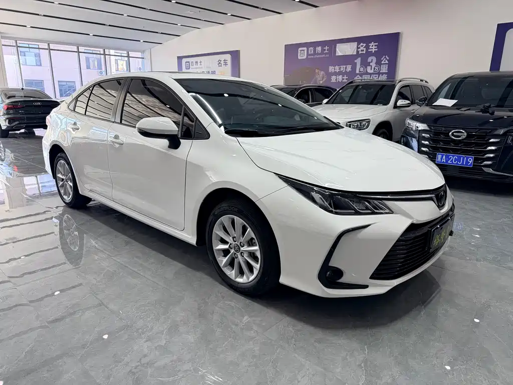 Toyota Corolla — фото 3