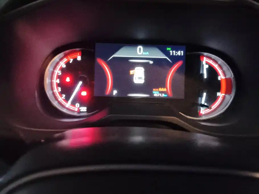 Toyota RAV4 — фото 14